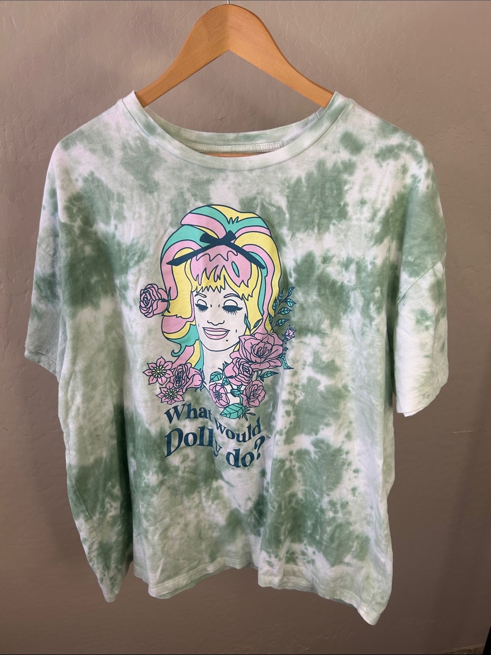 Dolly Parton XL Tie Dye Graphic Tee What Would Dolly Do? 100% Cotton Shirt
